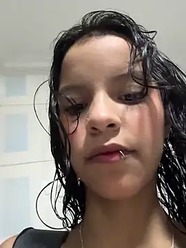 Snapshot of soffii-estrella chatting on 3, 5, 2026 soffii-estrella online show from 3, 5, 2026