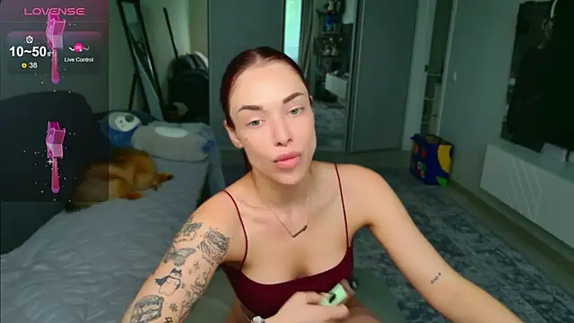 milkbrownn online show from 31, 5, 2026