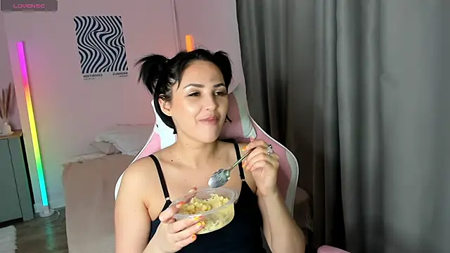 Mary Rice online show from 22, 4, 2026