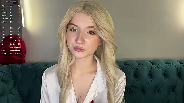Snapshot of PrincessSwelgart chatting on 18, 5, 2026 PrincessSwelgart online show from 18, 5, 2026
