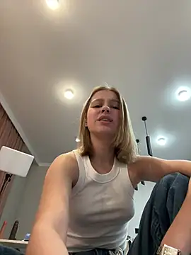 Eva Leen online show from 26, 2, 2026