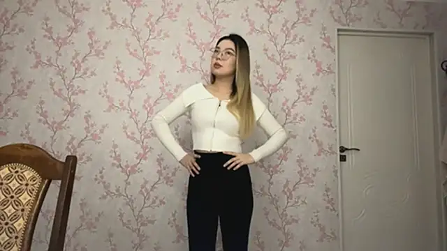 Elina Mottel online show from 5, 3, 2026