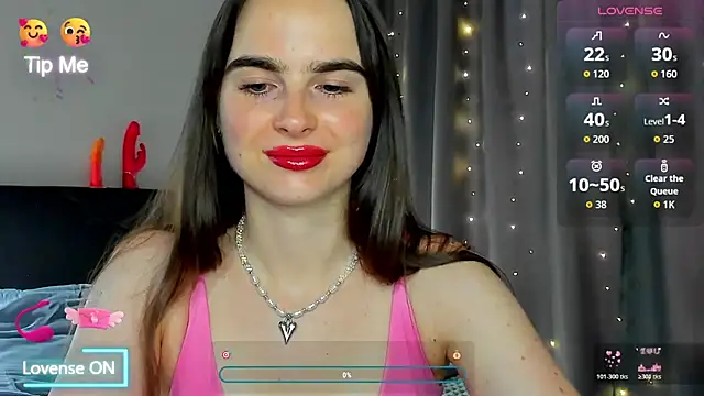 Snapshot of megann_fox2 chatting on 2, 7, 2026 megann fox2 online show from 2, 7, 2026