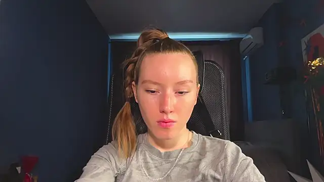 Anna Kare online show from 24, 4, 2026