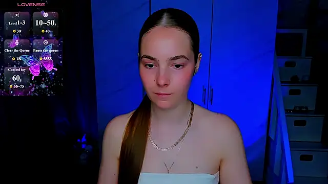 Maddy Wood  online show from 7, 6, 2026