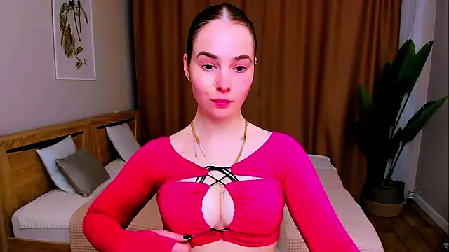 Maddy Wood  online show from 10, 4, 2026