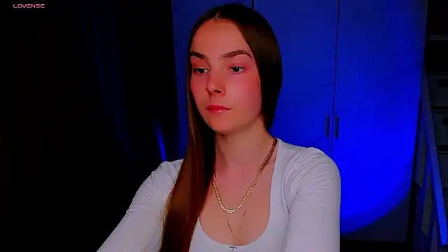 Maddy Wood  online show from 12, 6, 2026