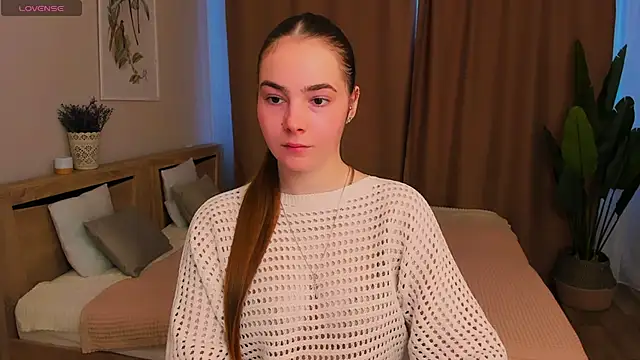 Maddy Wood  online show from 23, 2, 2026