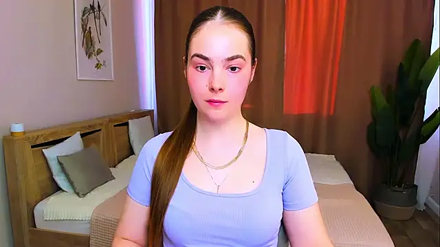 Maddy Wood  online show from 19, 4, 2026