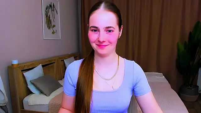 Maddy Wood  online show from 18, 4, 2026