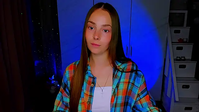 Maddy Wood  online show from 26, 7, 2026