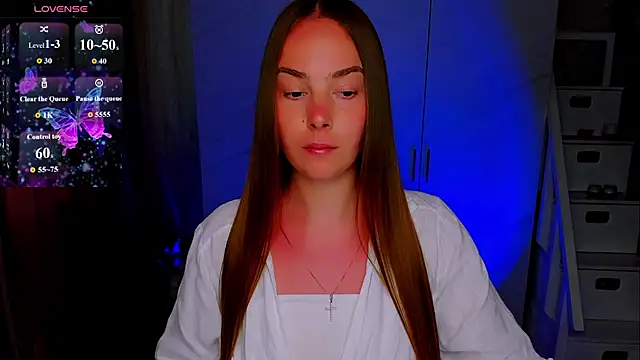 Maddy Wood  online show from 22, 6, 2026