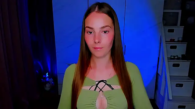 Maddy Wood  online show from 14, 7, 2026