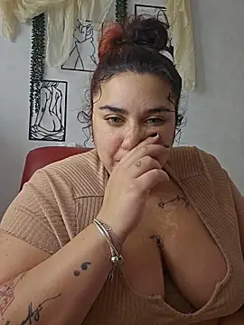 Deesse luna online show from 16, 3, 2026