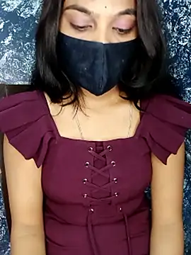 Cutie babes01 online show from 19, 5, 2026