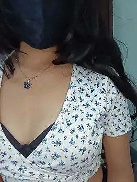 Cutie babes01 online show from 10, 6, 2026