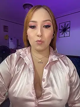 Kiarhatrixie1 online show from 30, 3, 2026