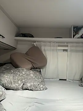 melanieTesss online show from 4, 3, 2026