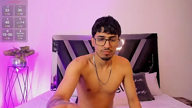 Mia Iron online show from 24, 3, 2026