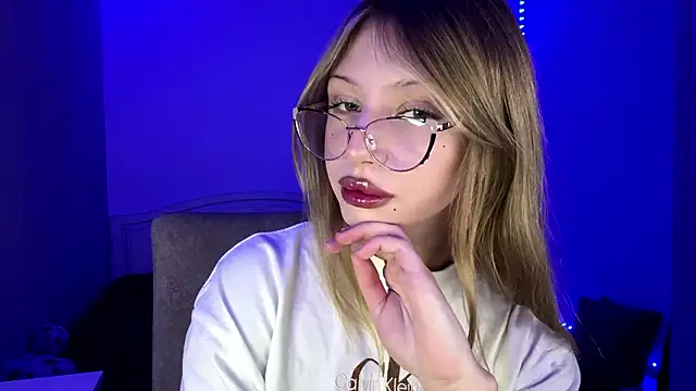 Stefifany online show from 27, 2, 2026