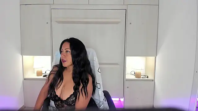 AllieBennet online show from 24, 2, 2026