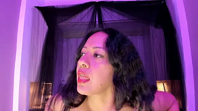 Snapshot of AllieBennet chatting on 23, 6, 2026 AllieBennet online show from 23, 6, 2026
