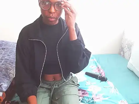 ChocoSlenderXXX online show from 4, 6, 2026