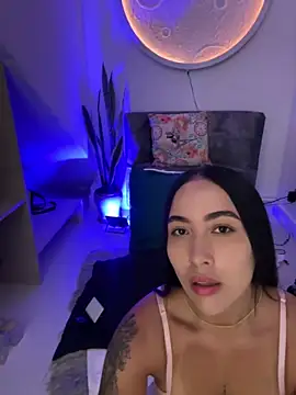 Snapshot of MegannNoireX chatting on 21, 3, 2026 MegannNoireX online show from 21, 3, 2026