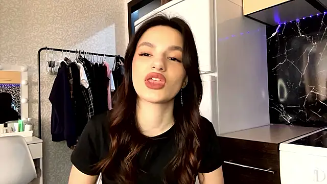 Kosandra k online show from 30, 3, 2026