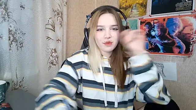 Snapshot of MilaTyan chatting on 24, 4, 2026 MilaTyan online show from 24, 4, 2026
