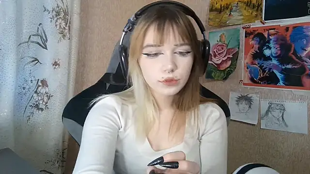 Snapshot of MilaTyan chatting on 24, 6, 2026 MilaTyan online show from 24, 6, 2026