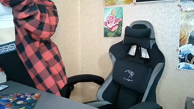 MilaTyan online show from 18, 4, 2026