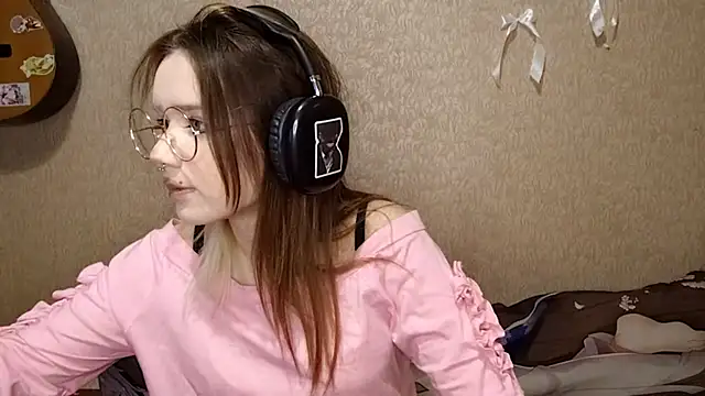 MilaTyan online show from 8, 3, 2026