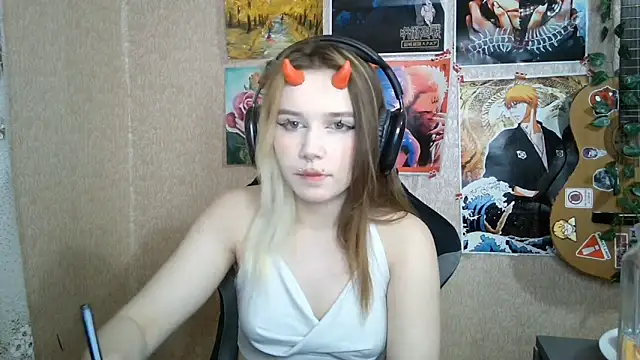 MilaTyan online show from 18, 4, 2026