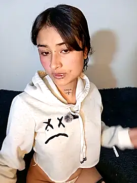 Lili  Clan online show from 15, 3, 2026