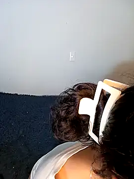 Lili  Clan online show from 18, 3, 2026