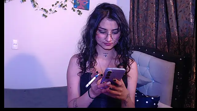 Snapshot of Lili__Clan chatting on 15, 6, 2026 Lili Clan online show from 15, 6, 2026