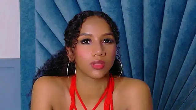 Snapshot of Chloe-Rose- chatting on 15, 7, 2026 Chloe-Rose- online show from 15, 7, 2026
