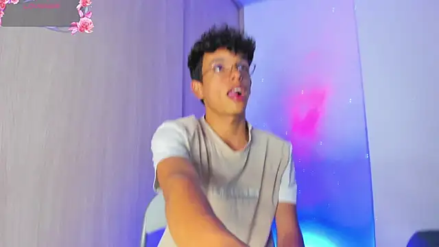 Maxfrost1 online show from 19, 4, 2026