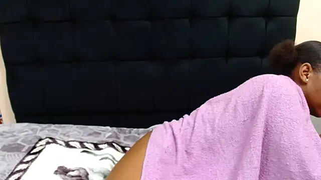 OnionBooty3573 online show from 1, 5, 2026