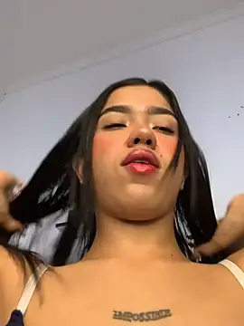 Snapshot of Lily_em chatting on 15, 7, 2026 Lily em online show from 15, 7, 2026