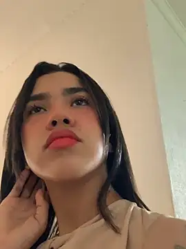 Lily em online show from 5, 5, 2026