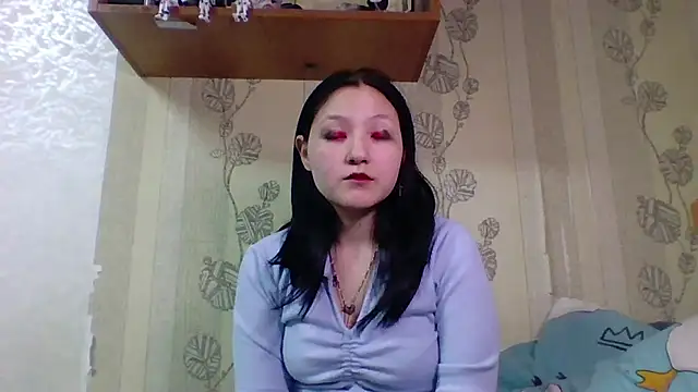 yourcutevikki online show from 3, 3, 2026