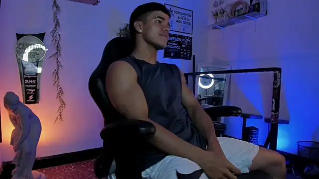 Snapshot of Rob_zaens33 chatting on 21, 2, 2026 Rob zaens33 online show from 21, 2, 2026