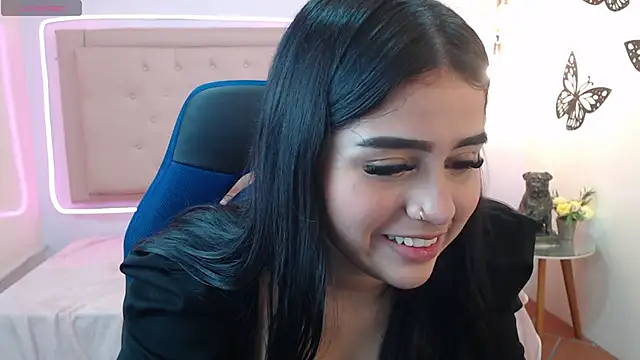 Snapshot of mila_quin chatting on 28, 4, 2026 mila quin online show from 28, 4, 2026