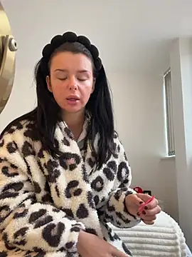 Amberbanxx online show from 12, 3, 2026