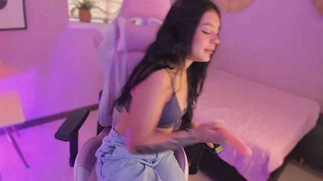 Lummii  online show from 19, 2, 2026