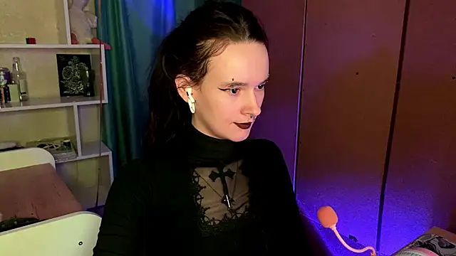 MabelDefina online show from 16, 3, 2026