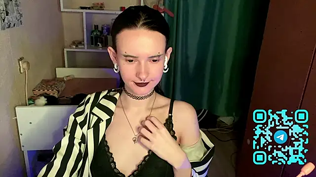 MabelDefina online show from 23, 4, 2026