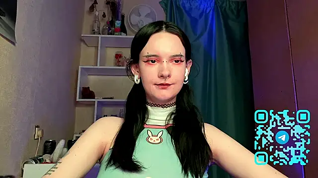 MabelDefina online show from 5, 4, 2026